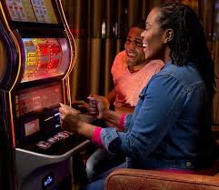 Live blackjack table at bet6d login with Paito Warna outcome history displayed below the dealer